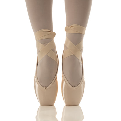 R-Class AD69 Soleia Vamp 2 Hard Shank Pointe Shoe